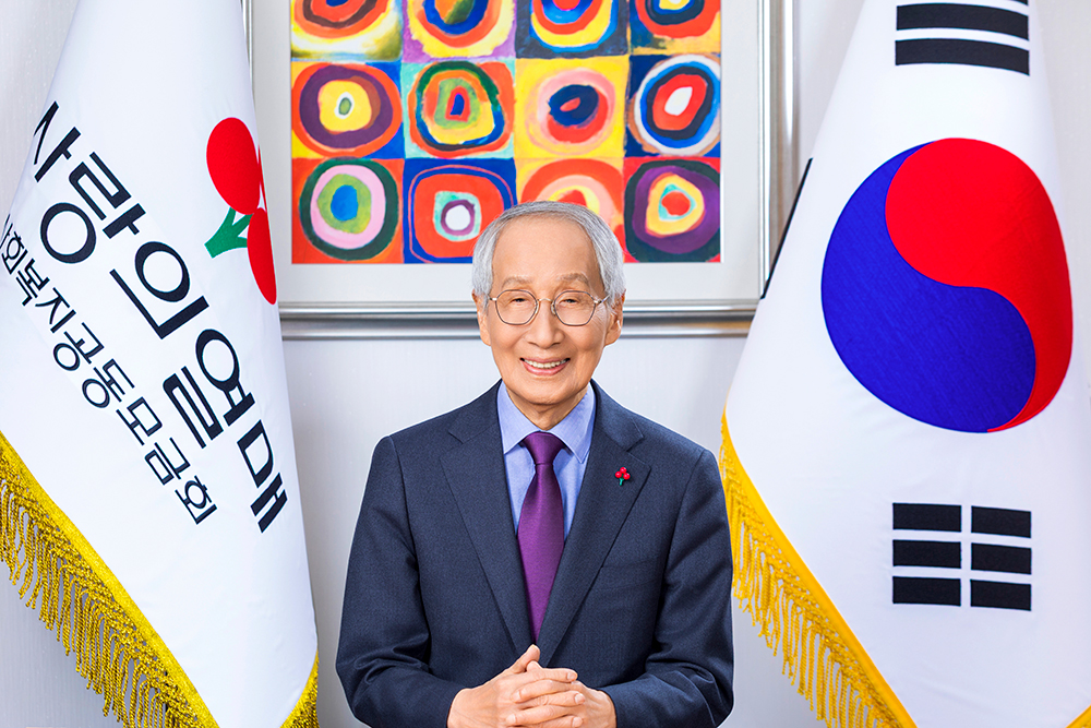 윤여준회장님사진